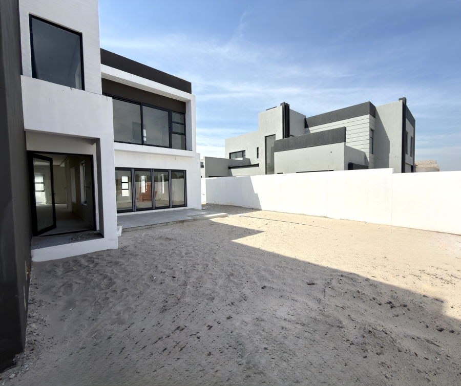 4 Bedroom Property for Sale in Sandown Western Cape